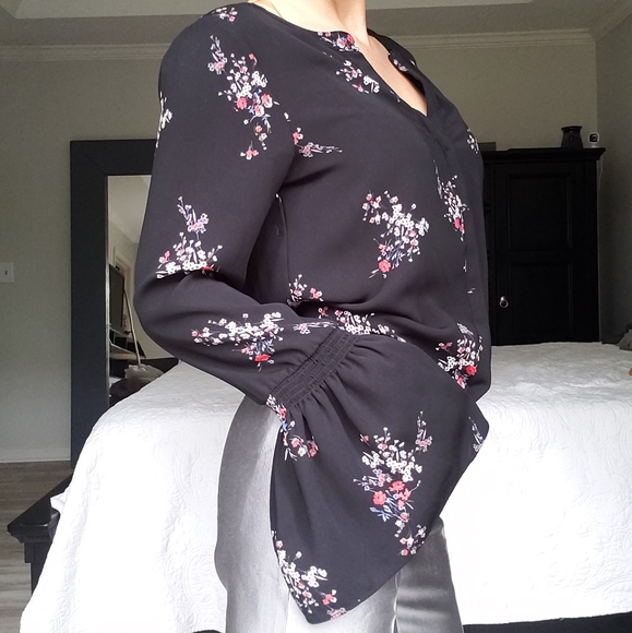 Sanctuary Blouse - Picture 2 of 4